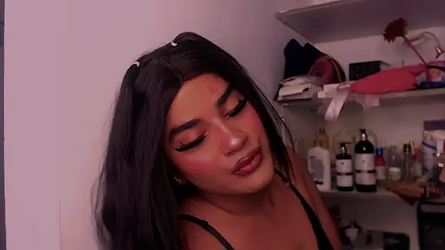 vicky carrington online show from October 13, 2025, 8:25 am