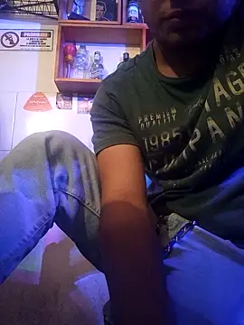 vboli08 online show from October 17, 2025, 1:42 am