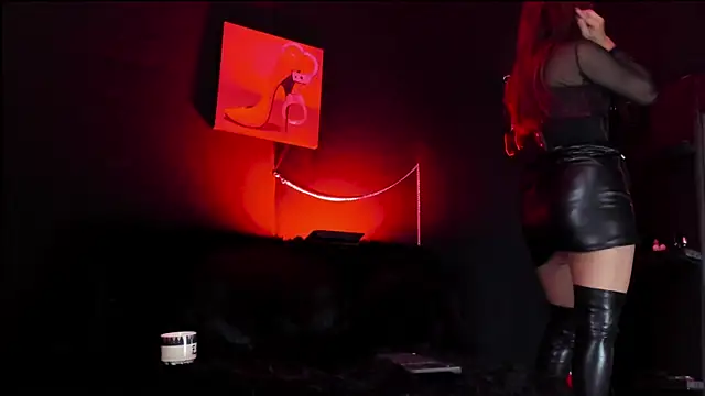 isabellestone online show from February 10, 2026, 9:52 pm