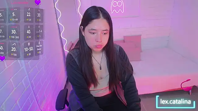 Luaxury tay online show from September 9, 2025, 3:17 am