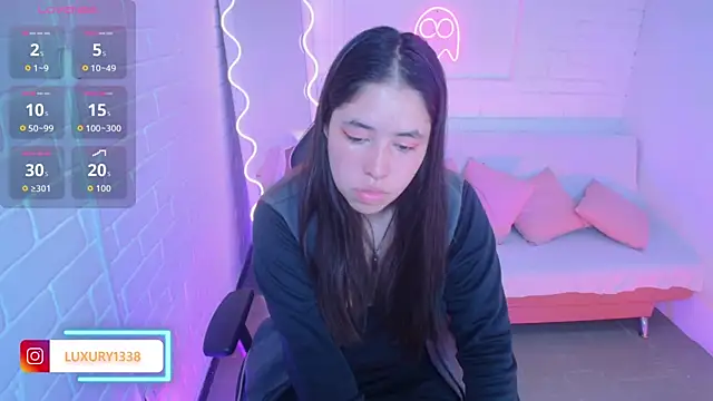 Luaxury tay online show from September 13, 2025, 3:28 am