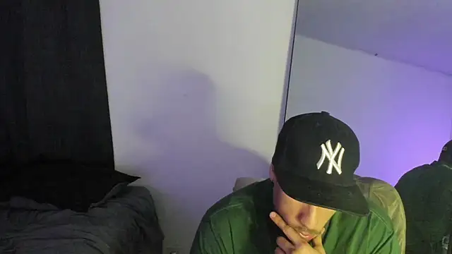 ThiagoLugo online show from December 5, 2025, 3:59 am