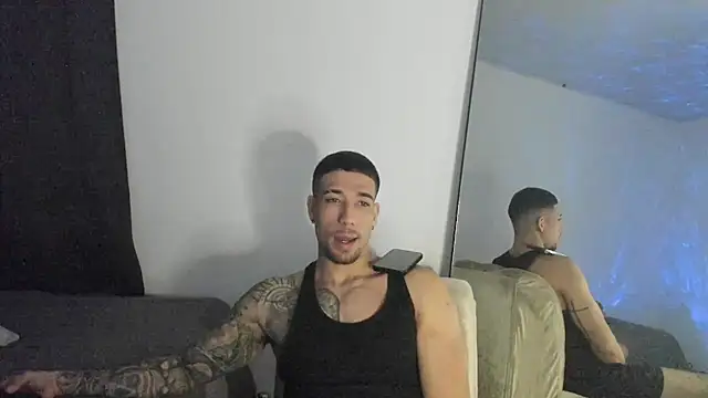 ThiagoLugo online show from January 11, 2026, 4:50 am