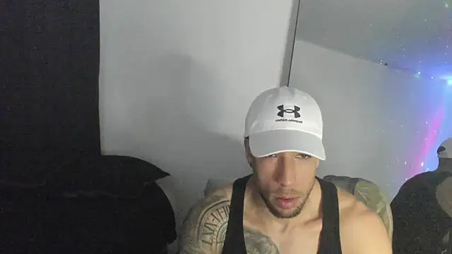 ThiagoLugo online show from March 30, 2026, 3:18 am