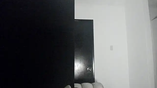 ThiagoLugo online show from May 11, 2026, 3:34 am