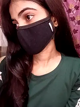 Queen Pooja7 online show from September 13, 2025, 5:13 pm