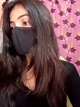 Queen Pooja7 online show from September 22, 2025, 4:09 pm