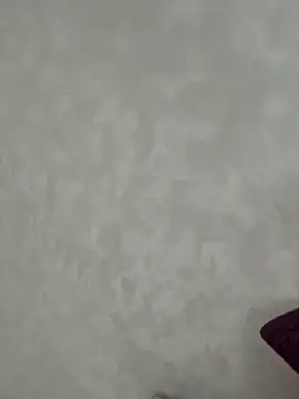 Hannah xBaby online show from October 1, 2025, 11:05 am