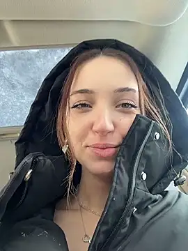 DollyTall online show from February 24, 2026, 6:11 am