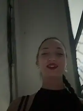 DollyTall online show from July 17, 2026, 3:02 am