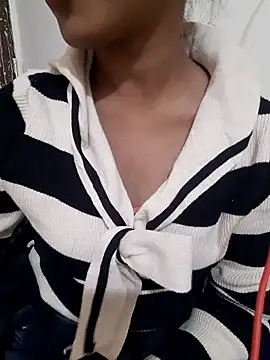 Snapshot of AnkitaDevi chatting on January 14, 2026, 11:27 am AnkitaDevi online show from January 14, 2026, 11:27 am