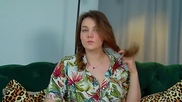 Snapshot of KarenClarks chatting on September 17, 2025, 6:31 pm KarenClarks online show from September 17, 2025, 6:31 pm