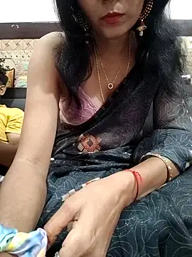 Snapshot of Yourhotsweetgirl chatting on October 25, 2025, 5:37 am Yourhotsweetgirl online show from October 25, 2025, 5:37 am