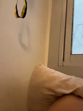 Romanalegre online show from September 15, 2025, 2:06 pm