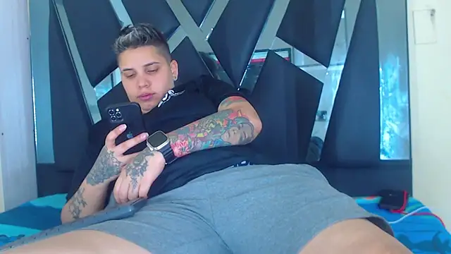 karla sexy21 online show from October 2, 2025, 4:30 am