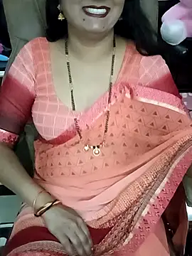 Snapshot of Niharika555 chatting on February 6, 2026, 7:39 pm Niharika555 online show from February 6, 2026, 7:39 pm