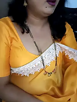 Snapshot of Niharika555 chatting on February 28, 2026, 5:14 pm Niharika555 online show from February 28, 2026, 5:14 pm