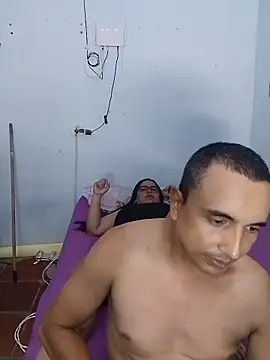 miroqui143 online show from October 9, 2025, 1:58 am