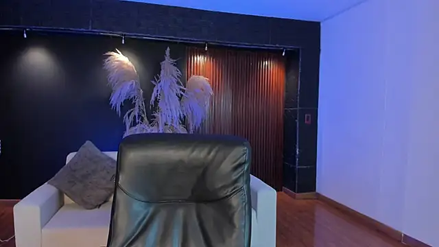 AidaJones online show from September 23, 2025, 11:24 am