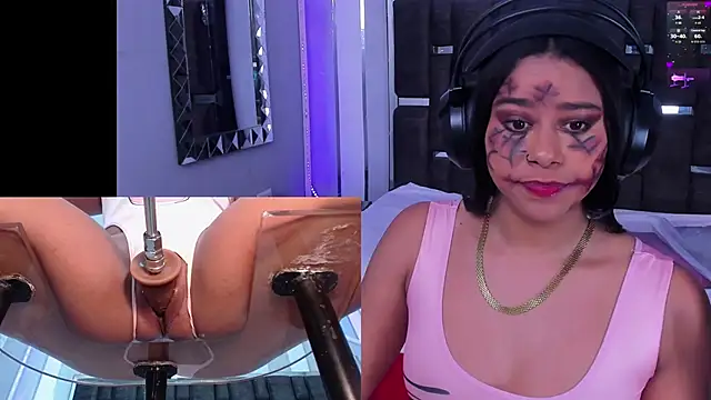 Snapshot of Gina_Kurt chatting on October 17, 2025, 4:26 am Gina Kurt online show from October 17, 2025, 4:26 am