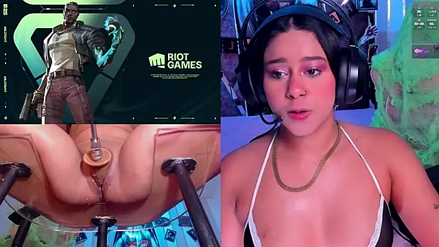 Snapshot of Gina_Kurt chatting on October 20, 2025, 3:18 am Gina Kurt online show from October 20, 2025, 3:18 am