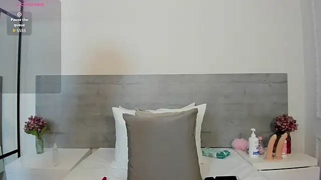 sunnyWhitee online show from January 8, 2026, 7:16 pm