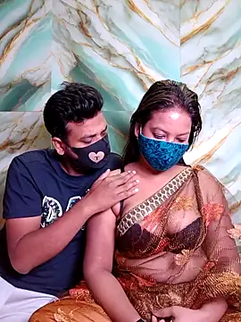 hornyzinia123 online show from October 4, 2025, 4:05 pm