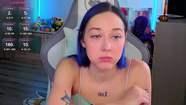 Im suka online show from November 14, 2025, 4:33 am