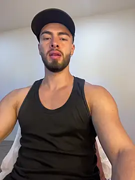 MaxDell online show from February 12, 2026, 4:29 am