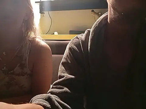 rajda23 online show from October 18, 2025, 10:21 pm