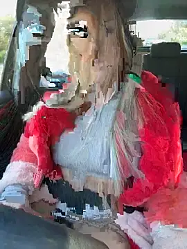 Snapshot of Charleigh_xx chatting on November 21, 2025, 12:26 pm Charleigh xx online show from November 21, 2025, 12:26 pm