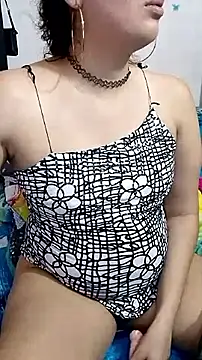 samanthaa hot  online show from September 30, 2025, 5:23 am