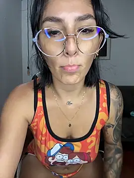 SOY NOOA online show from April 15, 2026, 2:51 am