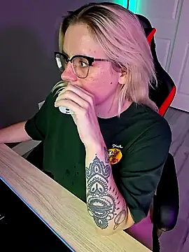 Charlies world online show from September 18, 2025, 8:22 pm