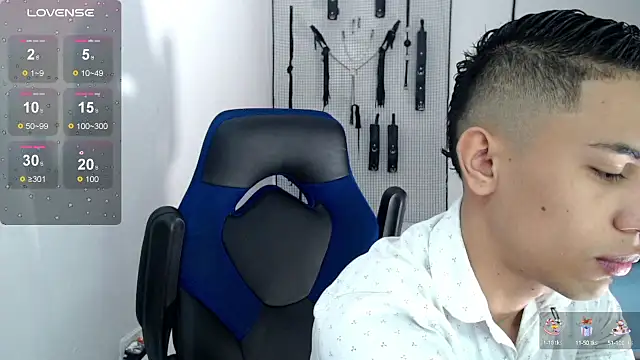 dylan apol0 online show from September 21, 2025, 4:25 am