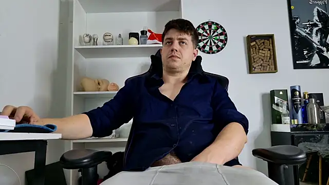 aaron nvk online show from December 16, 2025, 9:20 pm