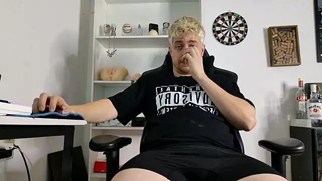 aaron nvk online show from April 12, 2026, 8:47 pm