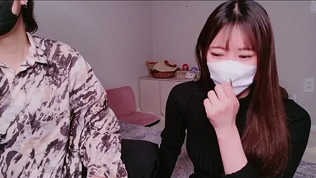 MOEMOE-Q online show from February 26, 2026, 2:27 pm