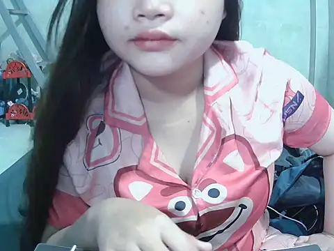 Lily3322 online show from February 22, 2026, 11:03 pm