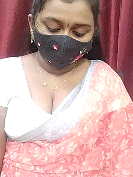 Pavani-Sexy online show from January 9, 2026, 7:04 pm