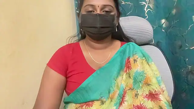 Pavani-Sexy online show from May 22, 2026, 6:02 pm