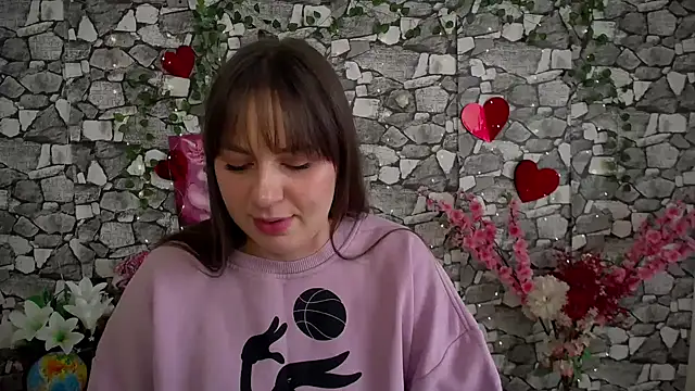 Amanda Bright  online show from November 24, 2025, 9:53 am