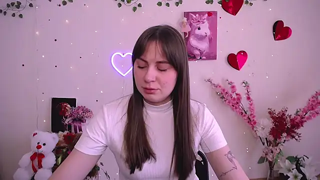 Amanda Bright  online show from March 31, 2026, 10:59 am