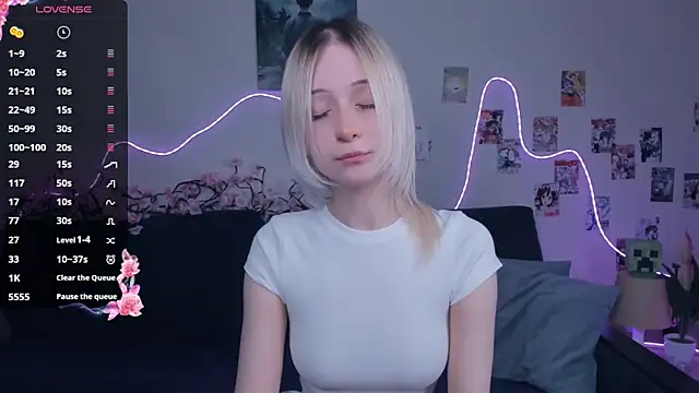 Megan--chan online show from March 22, 2026, 5:05 pm