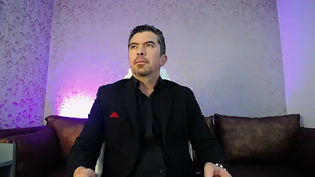 JuanKFit 45 online show from April 11, 2026, 3:55 am