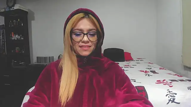 Snapshot of KATA_BLONDE chatting on October 18, 2025, 6:05 am KATA BLONDE online show from October 18, 2025, 6:05 am