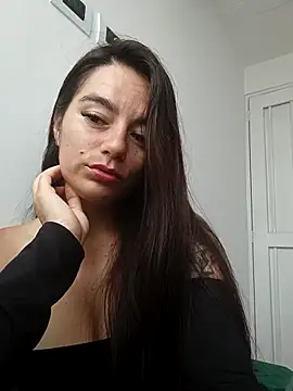 Demy Rhoades online show from February 2, 2026, 3:33 pm