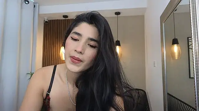 Lia Mar  online show from November 12, 2025, 6:19 pm