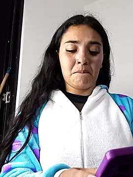 meli  brown online show from November 1, 2025, 3:19 am