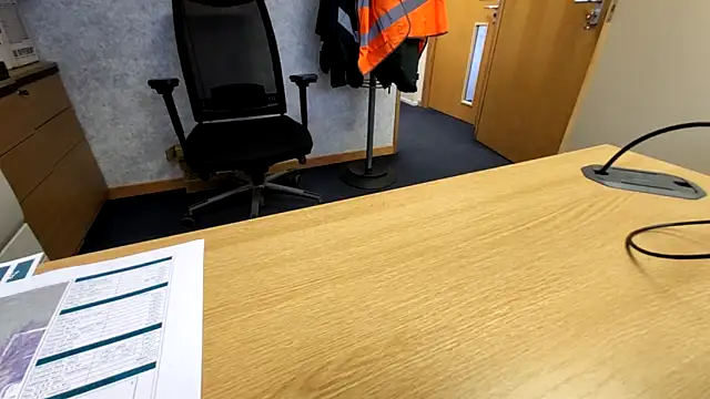 Oorse1966 online show from October 21, 2025, 1:12 pm